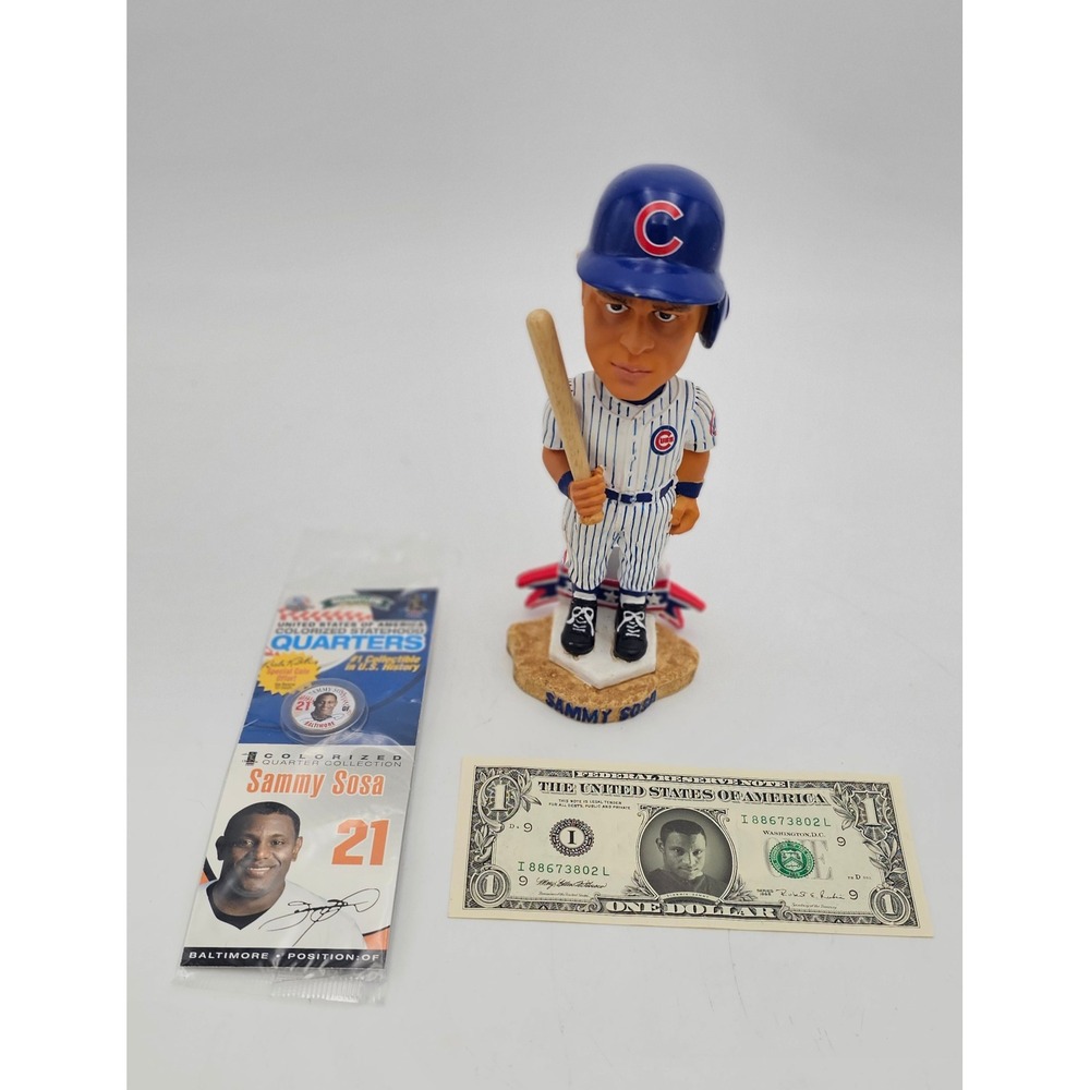 Sammy Sosa Chicago Cubs Forever Collectibles Bobblehead Limited Ed Coin & Bill